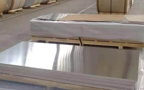 专业定制5652铝板，性能卓越，价格透明，欢迎询价
